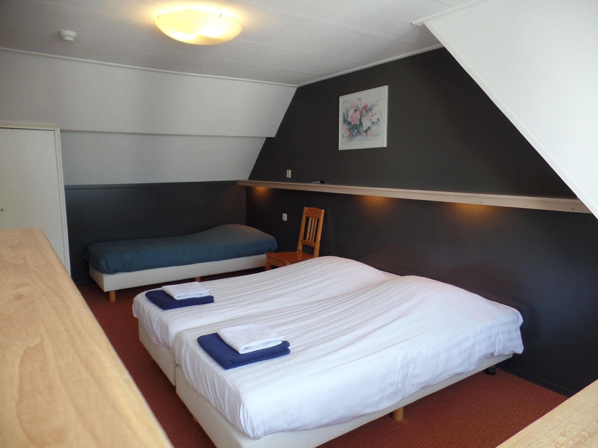 Hotel Sonnevanck เอ็กมอนด์อานเซ ภายนอก รูปภาพ